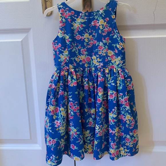 Floral dress by Polo Ralph Lauren. Excellent condition. Buttons in back. Size 3T - Picture 3 of 6